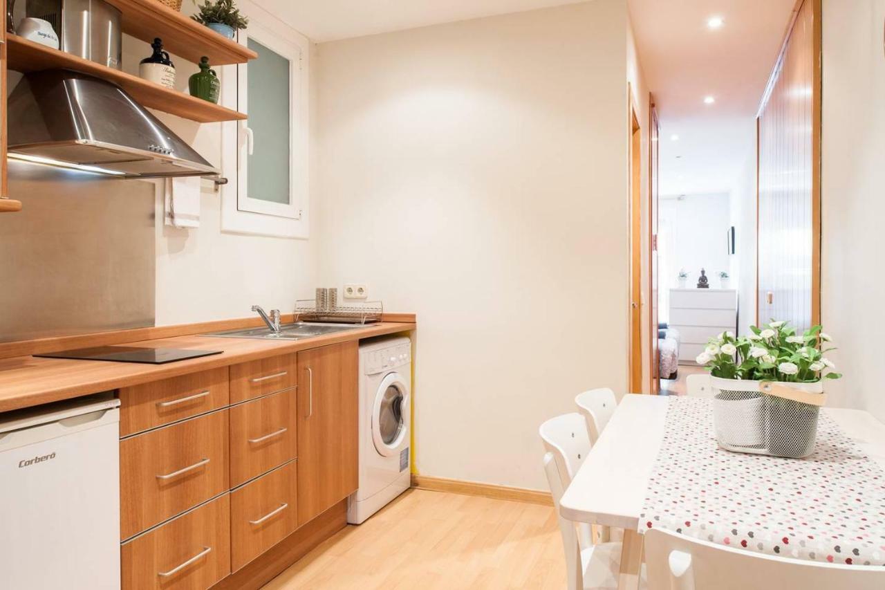 Nice Apartment Near Barcelona Center Eksteriør billede