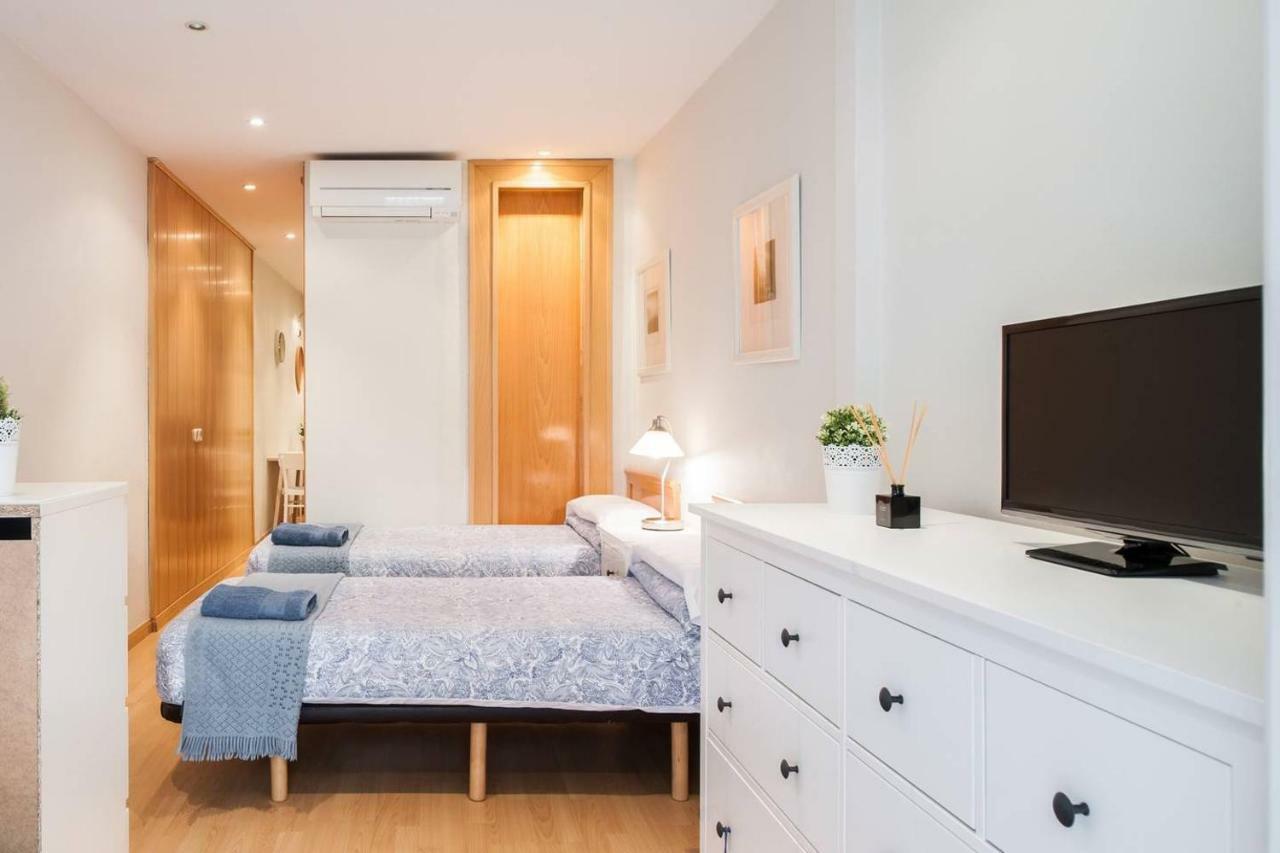 Nice Apartment Near Barcelona Center Eksteriør billede