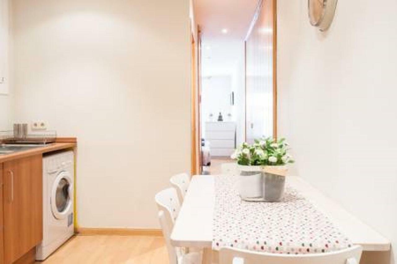 Nice Apartment Near Barcelona Center Eksteriør billede